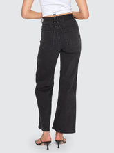 Load image into Gallery viewer, THRILLS - HOLLY HIGH RISE STRETCH WIDE JEAN / aged black

