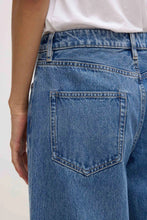 Load image into Gallery viewer, ASSEMBLY - BOYFRIEND JEAN / DARK STONE
