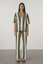 Load image into Gallery viewer, ZULU &amp; ZEPHYR - OLIVE STRIPE TEXTURED KNIT SHIRT
