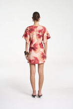 Load image into Gallery viewer, SUMMI SUMMI - TIE FRONT DRESS ALOHA

