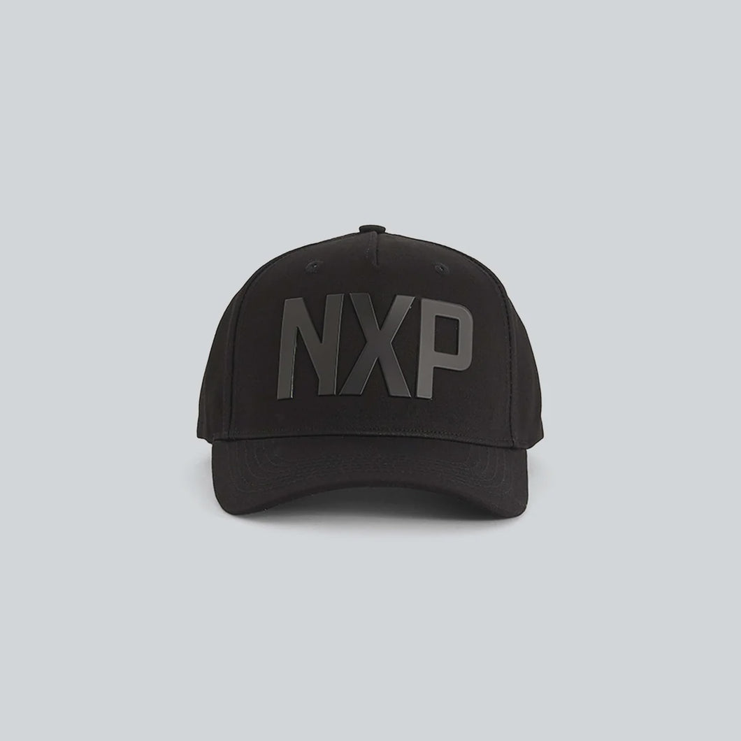 NENA & PASADENA - FACADE 5 PANEL PEAK CAP BLACK