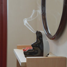 Load image into Gallery viewer, COLLINS HONEY BADGER INCENSE HOLDER
