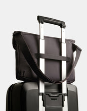 Load image into Gallery viewer, BELLROY - CINCH MESSENGER BAG  12L / CHARCOAL
