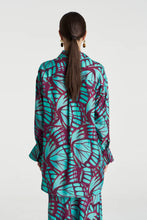 Load image into Gallery viewer, SUMMI SUMMI - BOSS LS SHIRT / JADE BUTTERFLY
