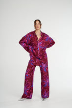 Load image into Gallery viewer, SUMMI SUMMI - OVERSIZED SHIRT LS/ JAM LILY
