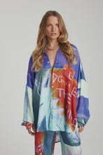 Load image into Gallery viewer, SUMMI SUMMI - OVERSIZED L/S SHIRT in Blue Sunflowers
