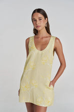 Load image into Gallery viewer, SUMMI SUMMI - FLORA MINI DRESS / magnolia
