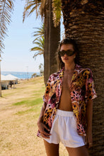 Load image into Gallery viewer, SUMMI SUMMI - BUTTON UP SS SHIRT / orchid
