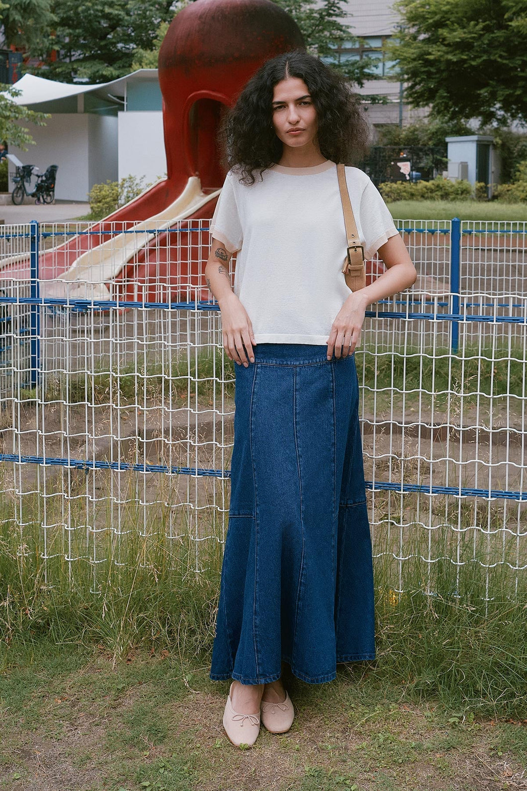 ROWIE - VASHTI DENIM MIDI SKIRT / classic denim