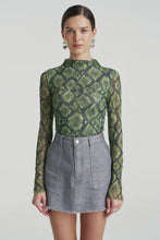 Load image into Gallery viewer, SUMMI SUMMI - MESH LS ROUCHED SKIVVY / VIPER

