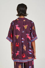 Load image into Gallery viewer, SUMMI SUMMI - BUTTON UP S/S SHIRT /zodiac
