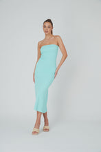 Load image into Gallery viewer, SUMMI SUMMI - STRAPLESS A LINE MIDI DRESS in sky blue
