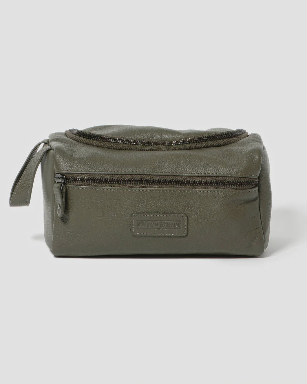 STITCH & HIDE - JETT TOILETRY BAG in OLIVE