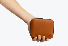 Load image into Gallery viewer, BELLROY - ZIP WALLET CARAMEL

