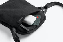 Load image into Gallery viewer, BELLROY - CITY POUCH BLACK
