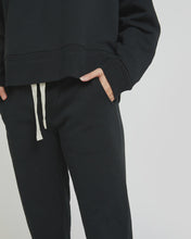 Load image into Gallery viewer, CLOTH &amp; CO FLEECE TRACK PANT
