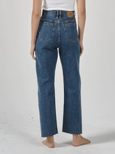 Load image into Gallery viewer, THRILLS - PAIGE MID RISE JEAN - Highway Blue
