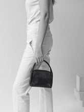 Load image into Gallery viewer, BRIE LEON - EVIE BAG - BLACK LIZARD
