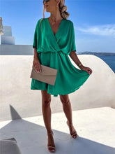 Load image into Gallery viewer, VICKY DRESS - GREEN
