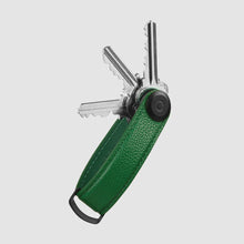Load image into Gallery viewer, ORBITKEY - KEY ORGANISER PEBBLED LEATHER in EMERALD
